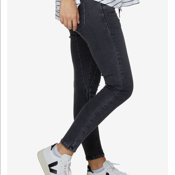 Bae the label black maternity jeans - Picture 3 of 5